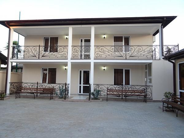 Guest House Palmovaia Gavan 구다우타 외부 사진