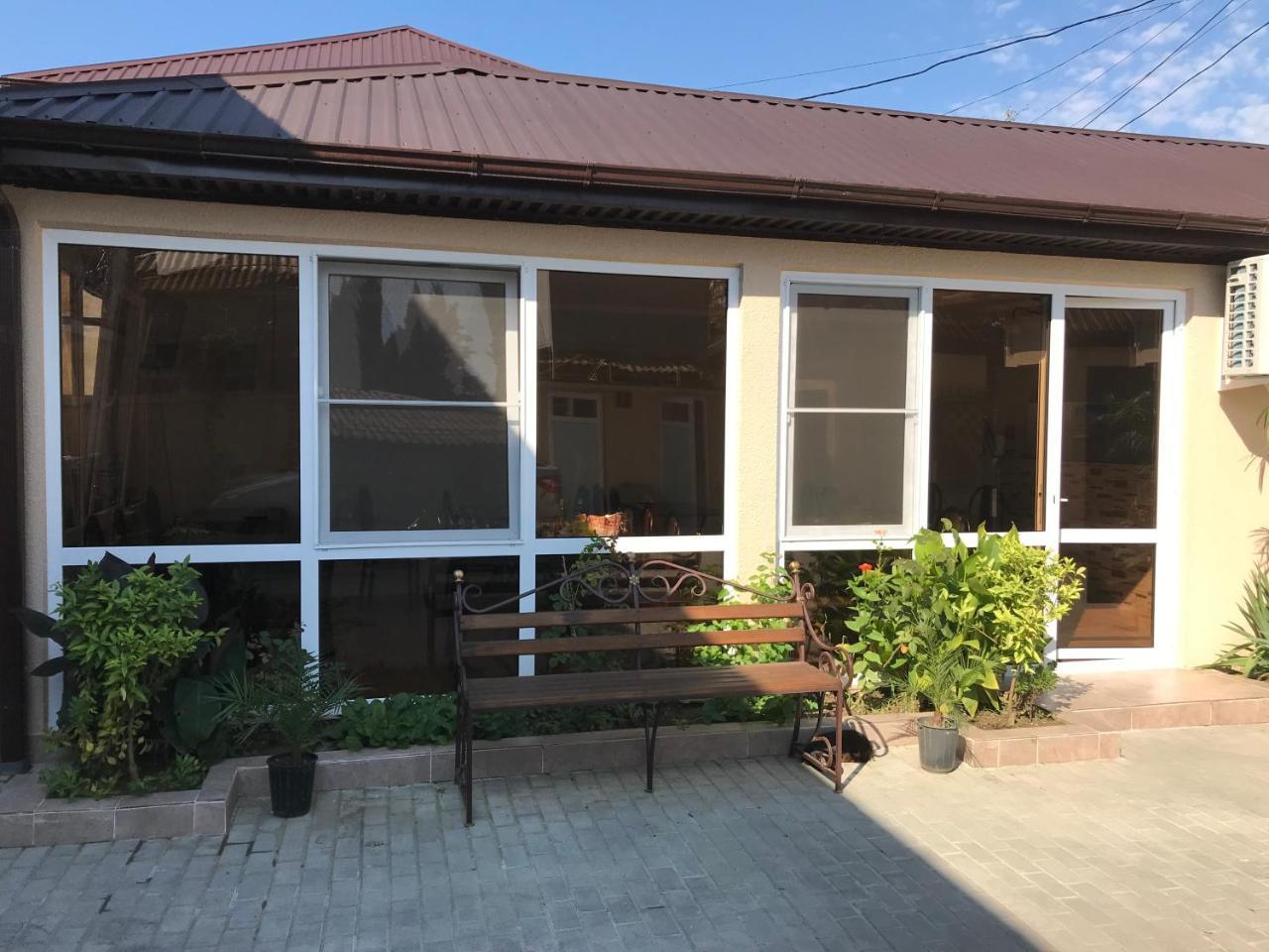 Guest House Palmovaia Gavan 구다우타 외부 사진